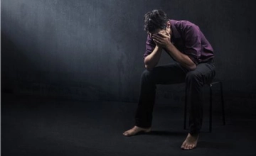 Majör Depresyon Atakları Belirtileri ve Tedavisi Majör Depresyon Atakları Belirtileri ve Tedavisi